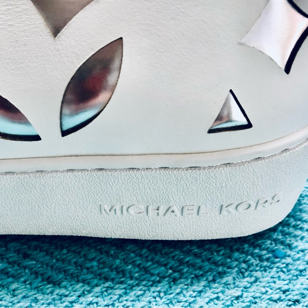 MICHAEL KORS white sneakers with silver inlays. Gorgeous! New. NWOB size… - Picture 13 of 13